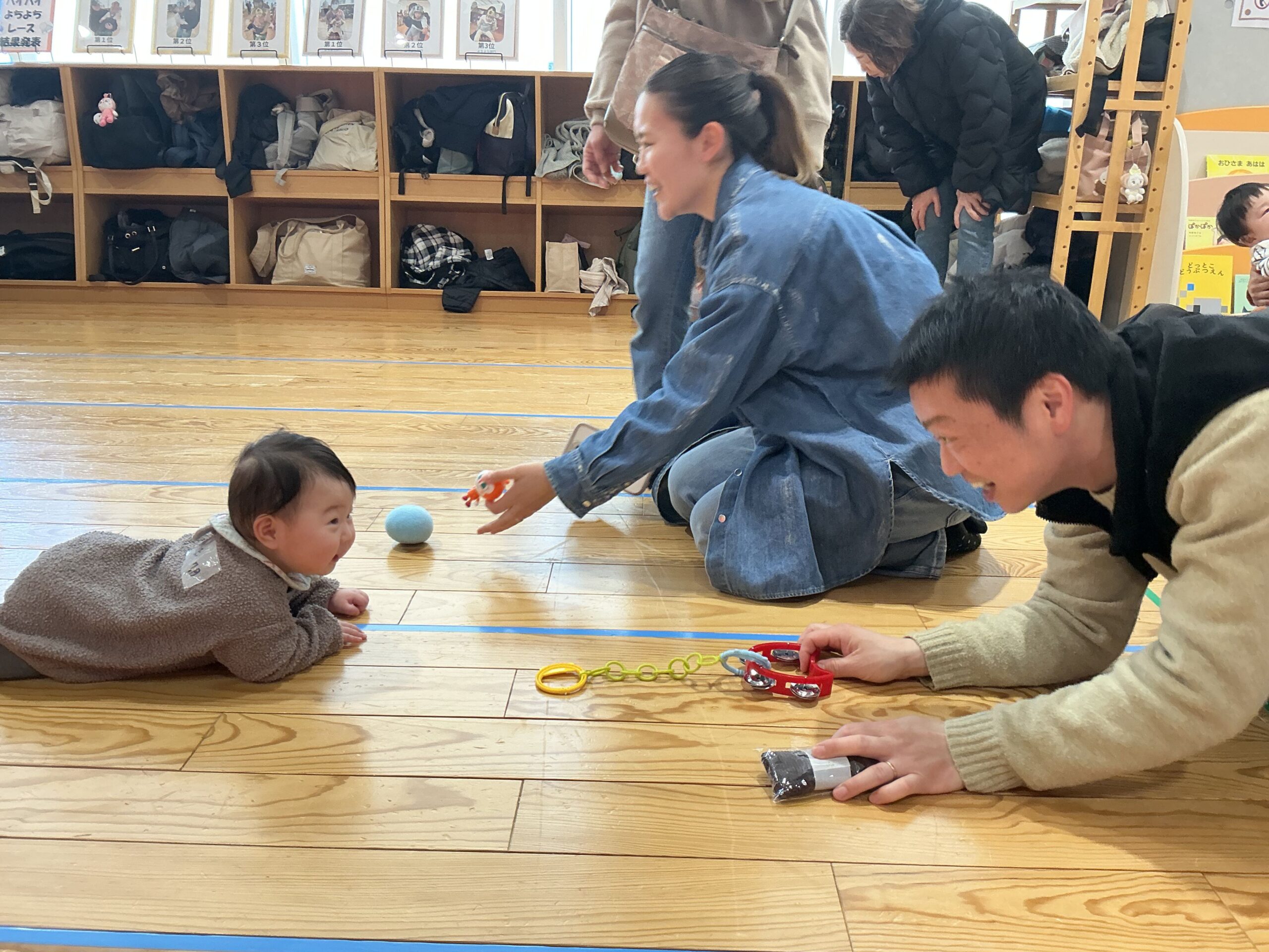 ハイハイ・よちよちレース